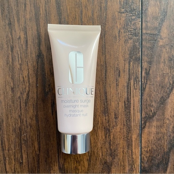 Clinique Moisture Surge Overnight Mask - Picture 2 of 4